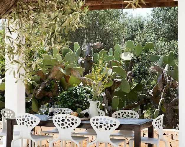 Trullo Fico * 奥斯图尼